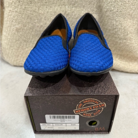 bernie mev. Vibrant Blue Woman’s Slip-Ons - Picture 2 of 7